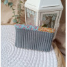 Pochette à cartes artisanale en velours gris et imprimés géométrique et fleuri