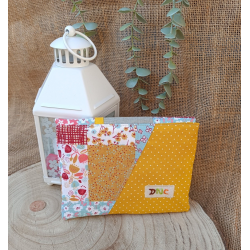 Porte-monnaie coton patchwork avec fleurs appliquées – jaune – fait main