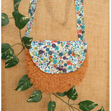 Sac à main enfant sherpa caramel – Rabat Liberty – Fait main doux et original