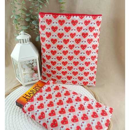 Pochette Livre Tissu Cœurs Rouges – Housse Protège Livre