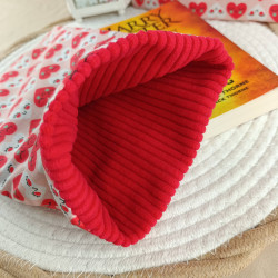 Pochette Livre Tissu Cœurs Rouges – Housse Protège Livre