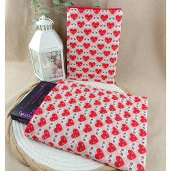 Pochette Livre Tissu Cœurs Rouges – Housse Protège Livre