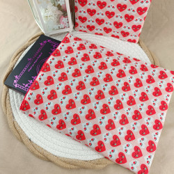 Pochette Livre Tissu Cœurs Rouges – Housse Protège Livre