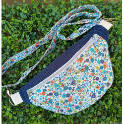 Sac banane liberty bleu – Sac fleuri chic et pratique