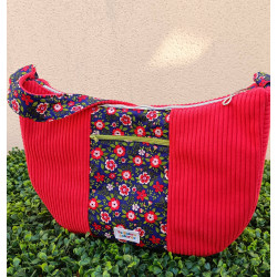 sac demi-lune artisanale en velours rouges et fleurs I De Nature Colorée