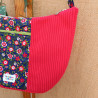 sac demi-lune artisanale en velours rouges et fleurs I De Nature Colorée