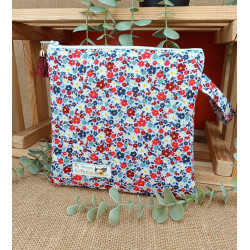 Pochette matelassée fleurie style liberty I fait main à Metz